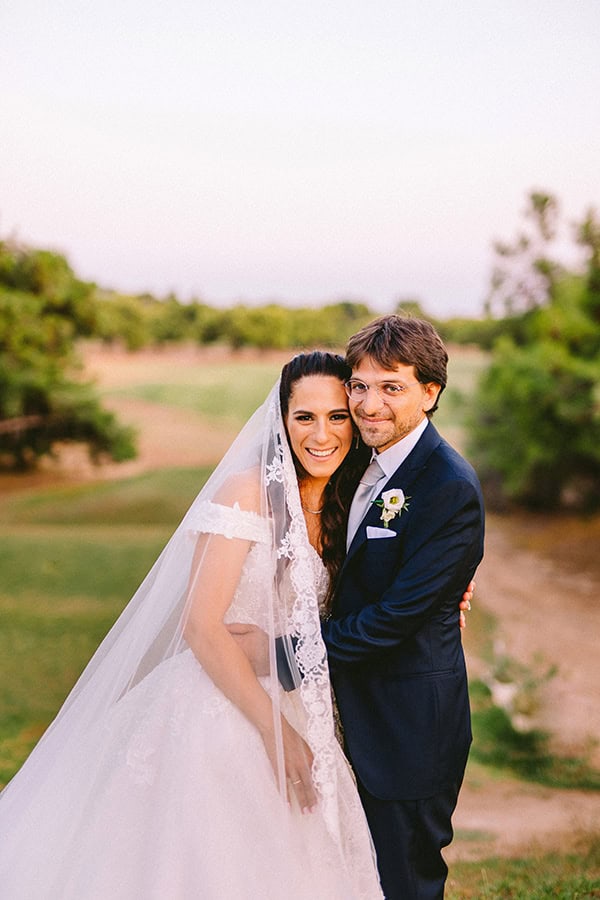 luxurious-wedding-romantic-florals-hydrangeas-roses_33