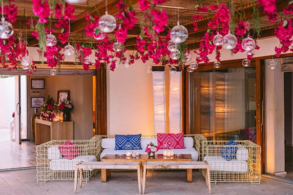 modern-summer-wedding-athens-fuchsia-bougainvillea-elegant-details_48