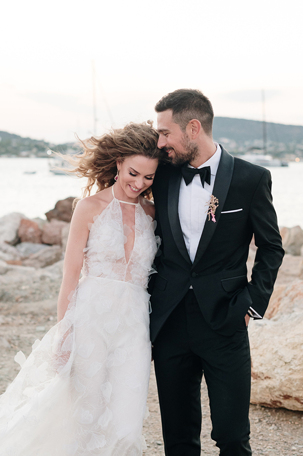 modern-wedding-athens-colorful-details_05x