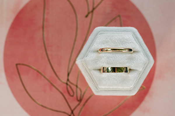 modern-wedding-athens-colorful-details_19