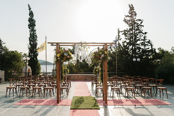 modern-wedding-athens-colorful-details_36