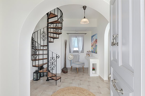 must-honeymoon-destination-santorini-hemera-holiday-home_07