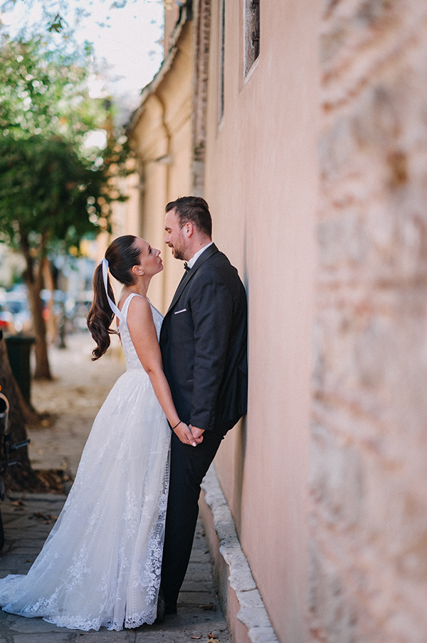 romantic-fall-wedding-drama-pink-white-hues_28