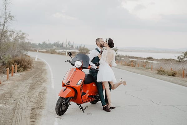 rustic-fall-wedding-leykara-happy-snapshots_04