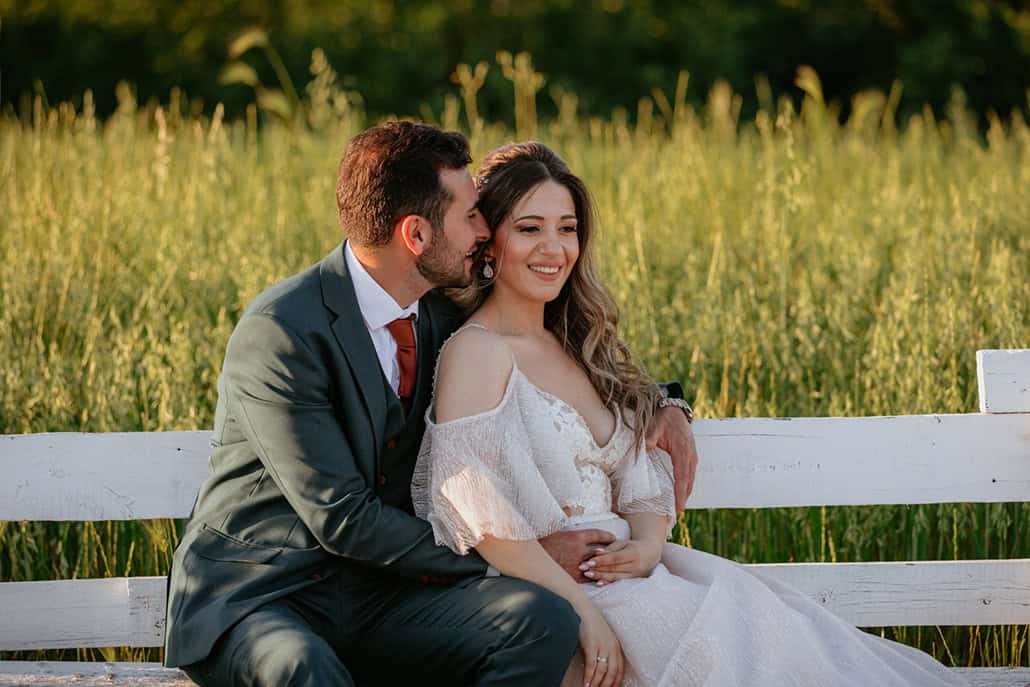 Ανοιξιάτικος γάμος στην Κατερίνη με ελιά και λευκά άνθη │ Θεοδώρα & Δημήτρης