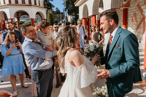 spring-wedding-katerini-olives-white-flowers_18