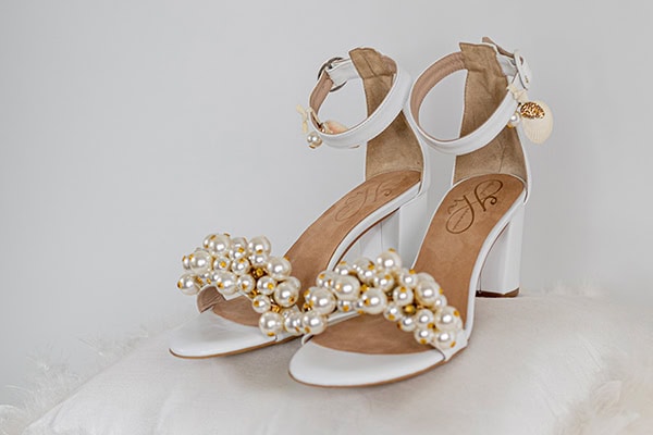 Stylish νυφικά παπούτσια από Eternal Ninemia για μια ξεχωριστή εμφάνιση
