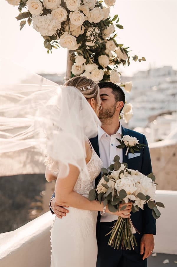 utterly-romantic-destination-wedding-santorini-white-roses-elegant-details_18x