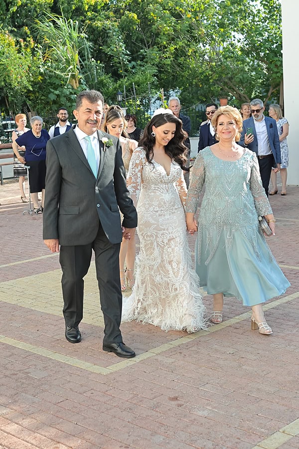 beautiful-summer-wedding-nicosia-romantic-florals-pastel-hues_16