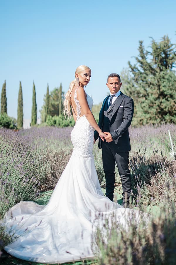 dreamy-next-day-shoot-lavender-field_07