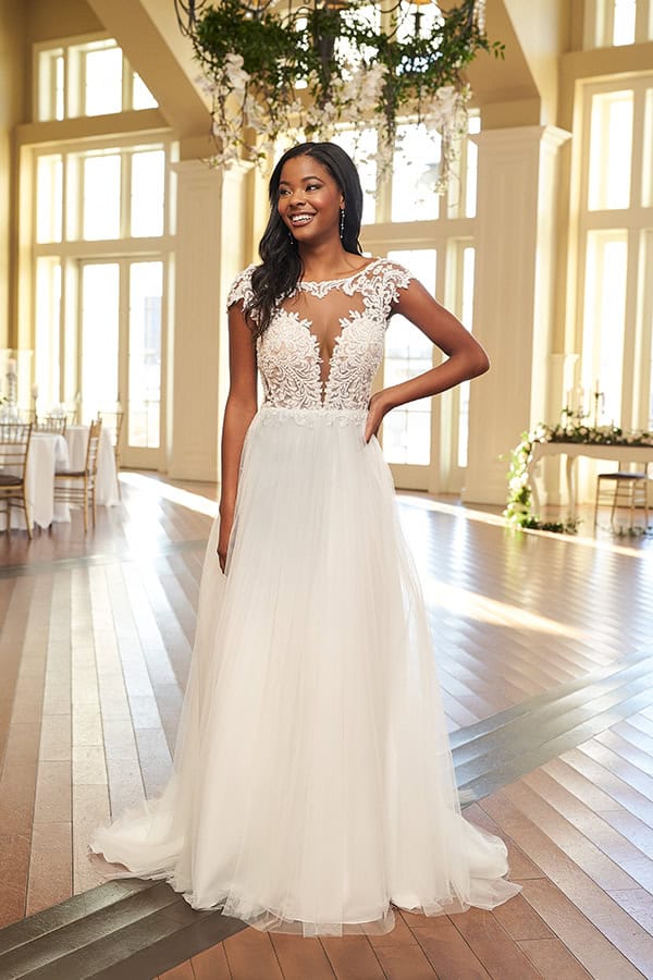 dreamy-wedding-gowns-justin-alexander-unique-bridal-look_21