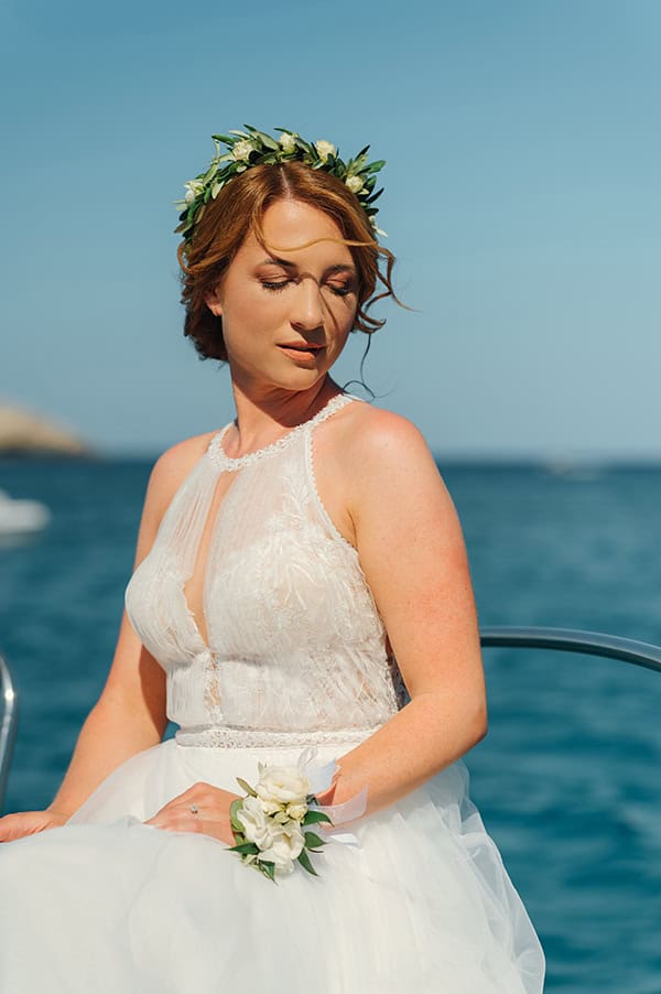 pretty-summer-wedding-rhodes-olive-white-florals_35x