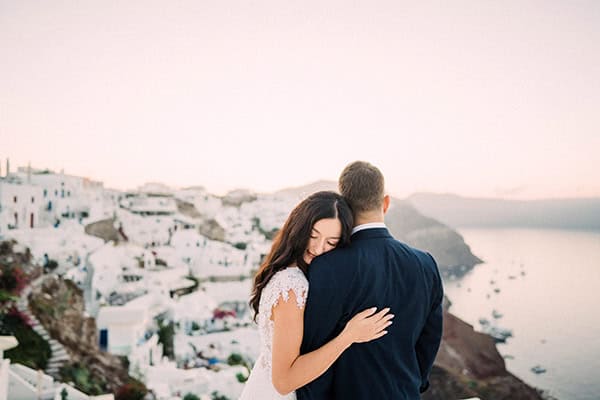 Ρομαντική next day φωτογράφιση με μαγευτικά backdrops από την Σαντορίνη │ Χριστιάνα & Γιάννης