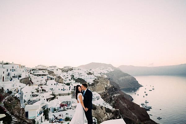 romantic-next-day-shoot-lovely-backdrops-santorini-island_08