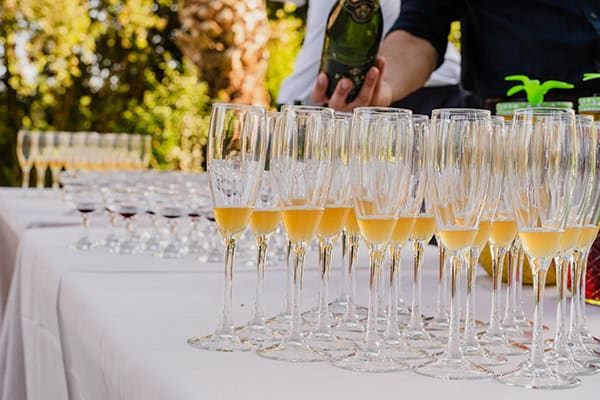 romantic-summer-wedding-marathona-wedding-party_20