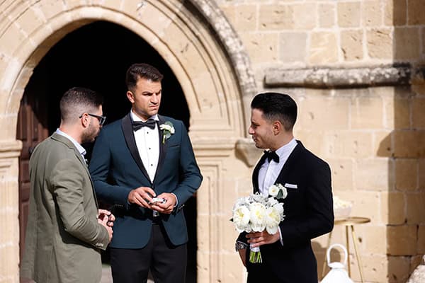 stunning-spring-wedding-nicosia-white-peonies_13x