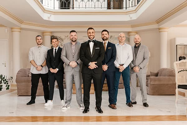 stylish-summer-wedding-athens-white-hydrangeas-roses_18