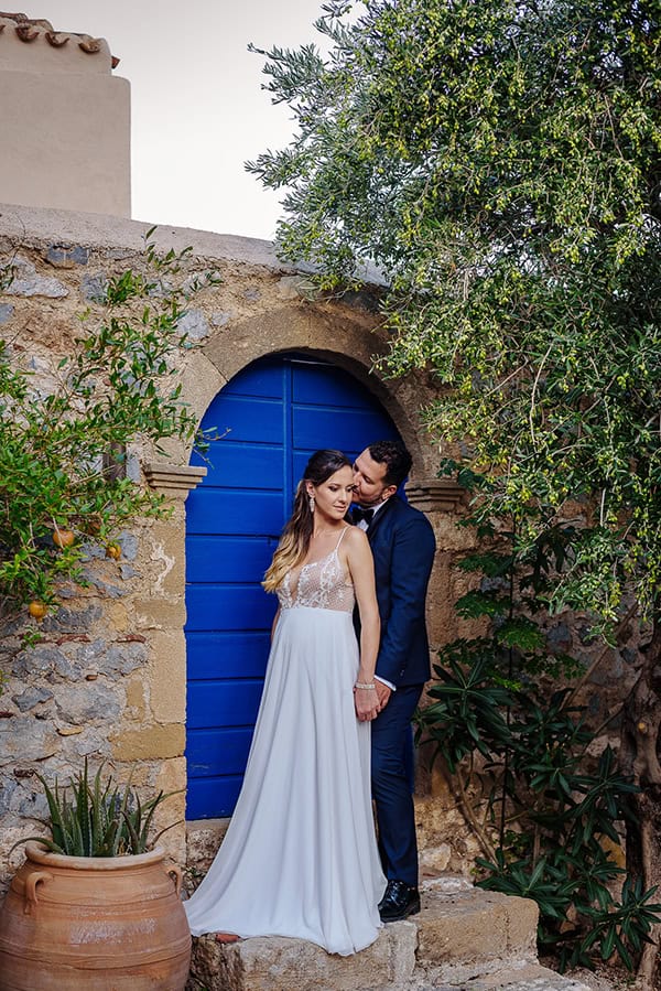 beautiful-next-day-shoot-monemvasia-romantic-backdrops_02