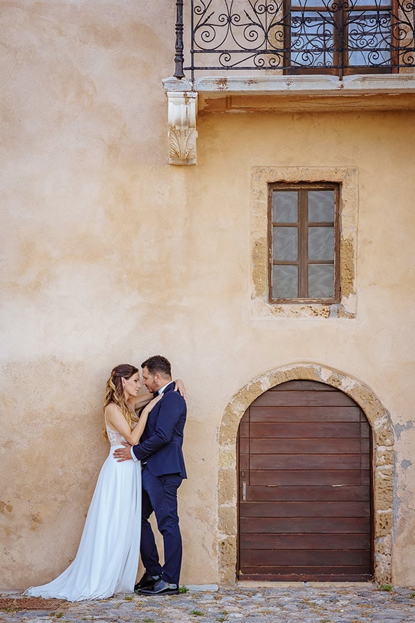 beautiful-next-day-shoot-monemvasia-romantic-backdrops_08