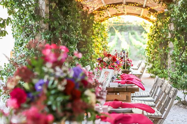 impressive-rustic-wedding-corfu-marsala-hues_16