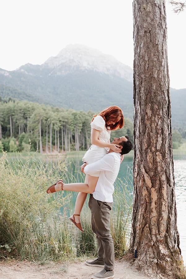 magnificent-prewedding-shoot-view-lake-doxa_01