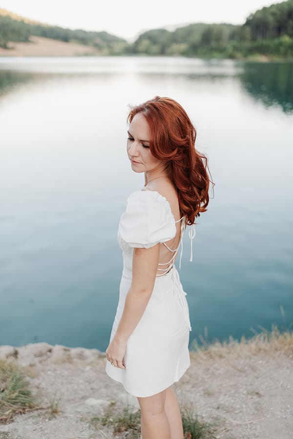 magnificent-prewedding-shoot-view-lake-doxa_05