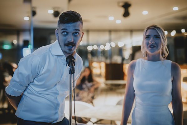 outdoor-summer-wedding-eyvoia-tropical-florals_26x