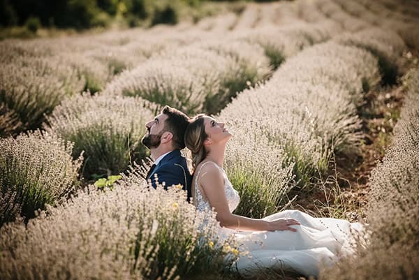romantic-summer-wedding-kastoria-white-roses_03x