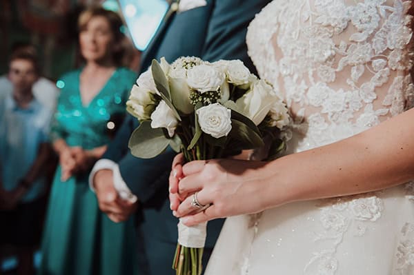 romantic-summer-wedding-kastoria-white-roses_12
