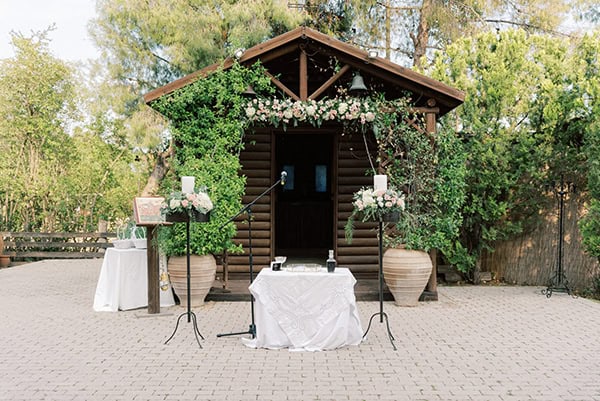 rustic-spring-wedding-athens-flowers-pastel-hues_18