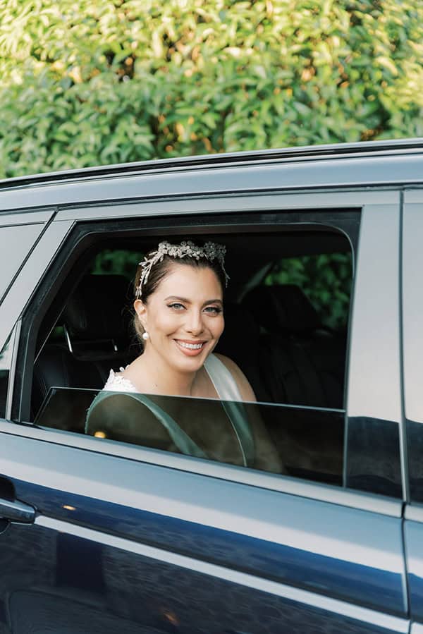 rustic-spring-wedding-athens-flowers-pastel-hues_22