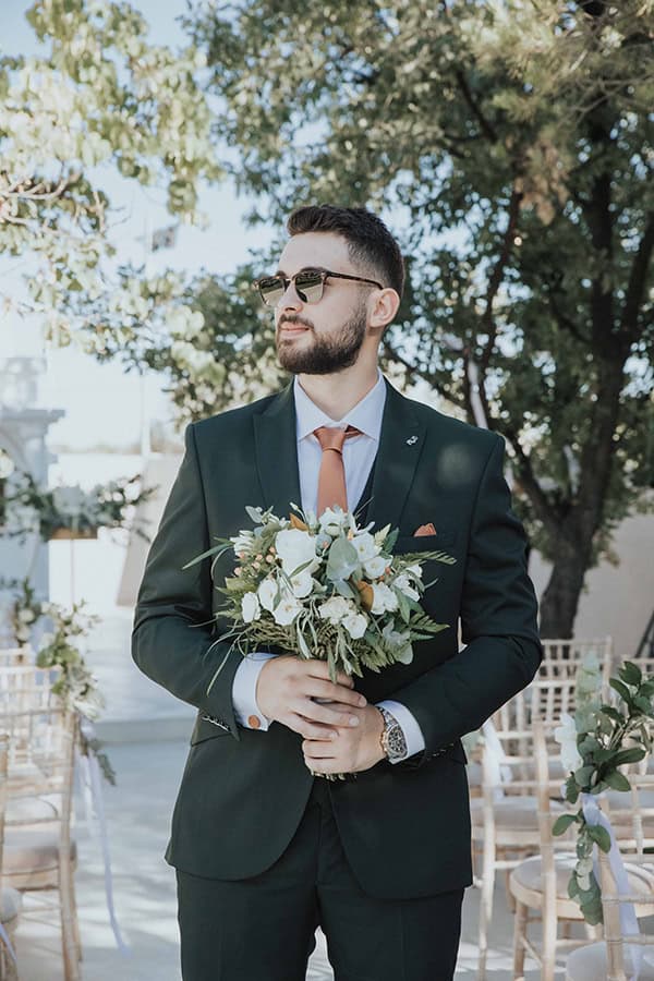 beautiful-summer-wedding-white-roses-lycianhus_01x