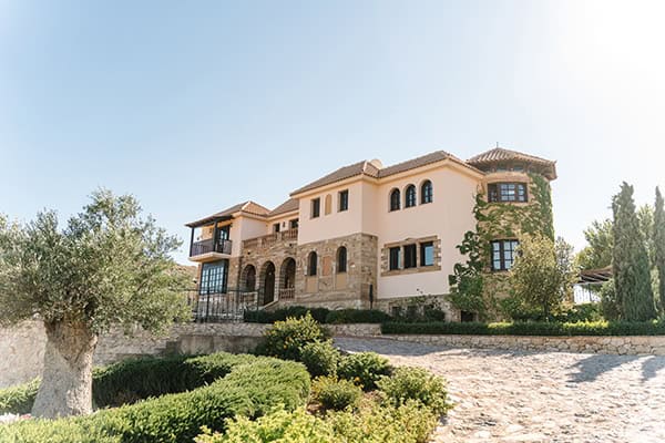 boho-chic-summer-wedding-venue-hatzi_11x