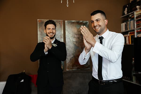 chic-summer-wedding-limassol-baby-breaths-white-roses_21