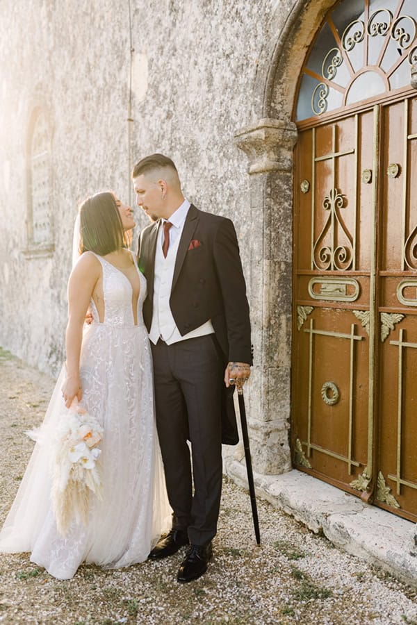 dreamy-summer-wedding-kefalonia-boho-floral-arrangmenets_22