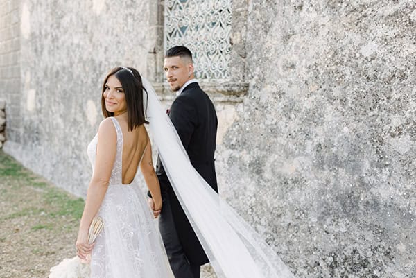 dreamy-summer-wedding-kefalonia-boho-floral-arrangmenets_23