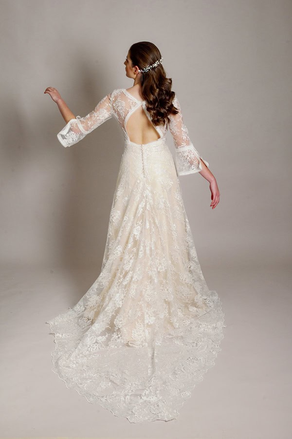 elegant-bridal-dresses-sophie-theodoraki-bridal-unique-bridal-look_11