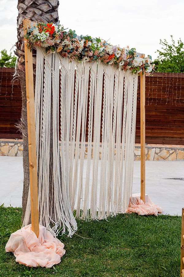 lovely-spring-wedding--orange-hues_14x