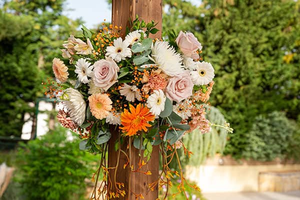 lovely-spring-wedding--orange-hues_15