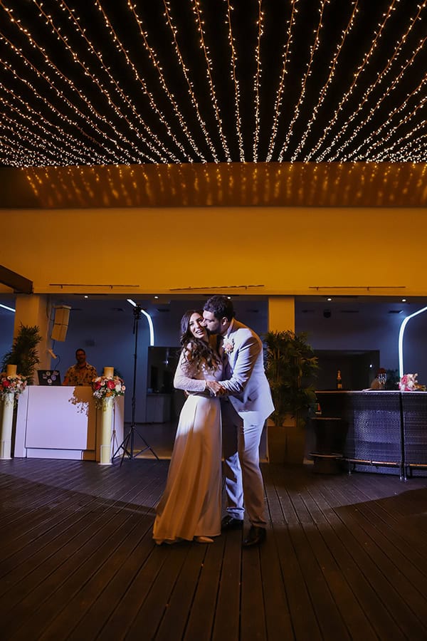 lovely-spring-wedding--orange-hues_27