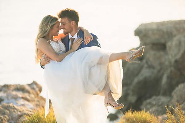 lovely-summer-wedding-athens-white-roses_01