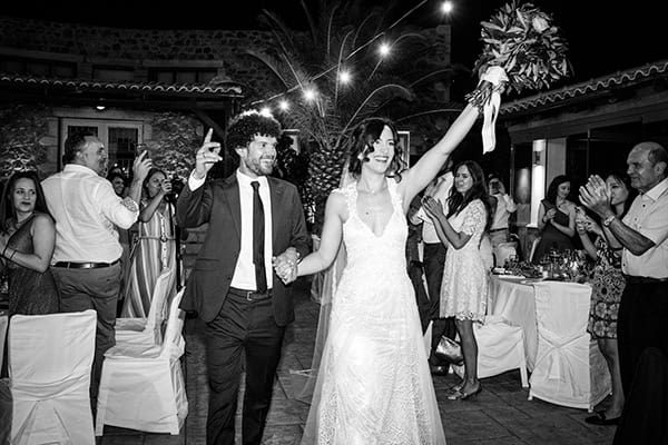 lovely-summer-wedding-mani-fuchsia-touches_20