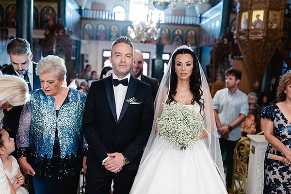 romantic-summer-wedding-kozani-baby-breath_36