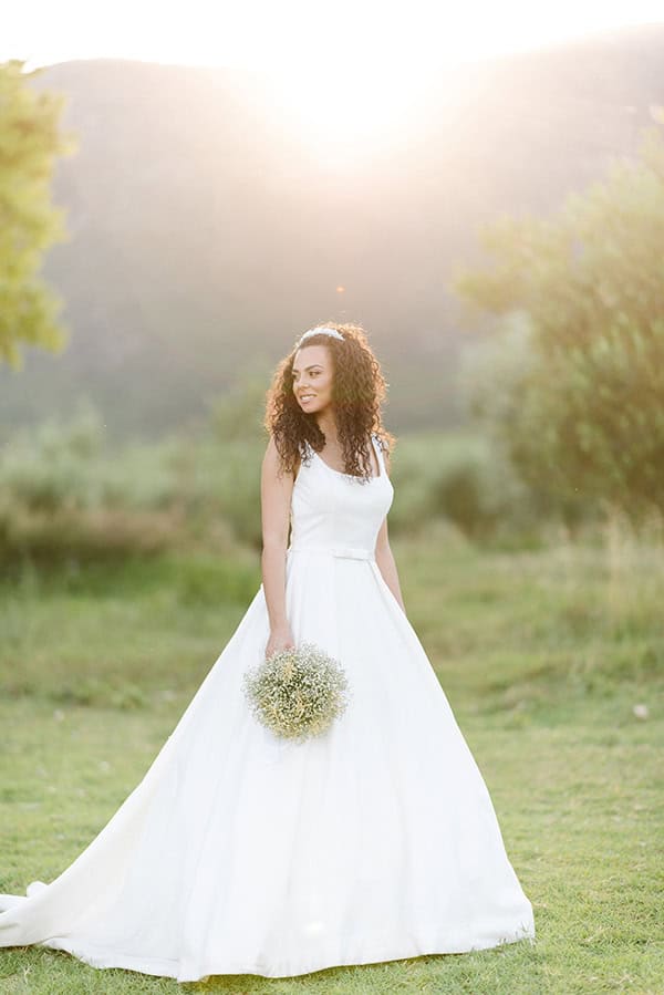 romantic-summer-wedding-kozani-baby-breath_45x