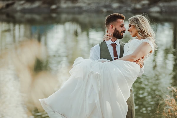 romantic-wedding-athens-white-hydrangeas-eucalyptus_01