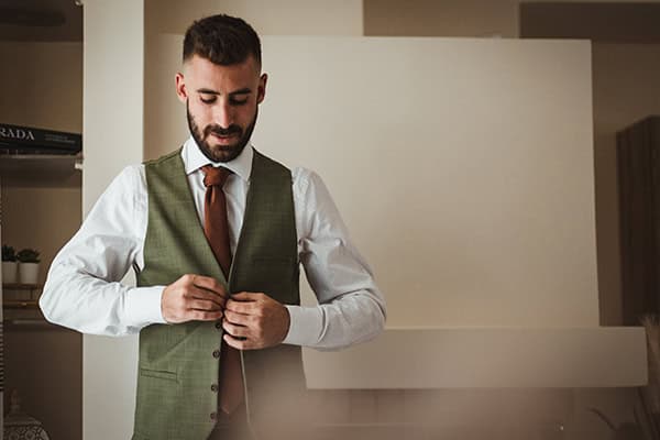 romantic-wedding-athens-white-hydrangeas-eucalyptus_18