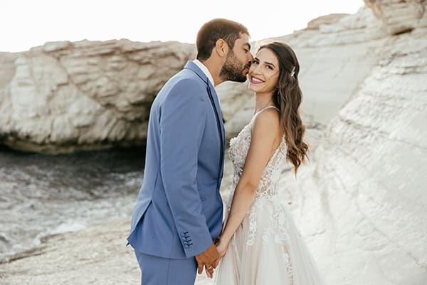 Ρουστίκ ανοιξιάτικος γάμος στην Λάρνακα με πολύχρωμα λουλούδια │ Μικαέλλα & Μιχάλης Ρουστίκ ανοιξιάτικος γάμος στην Λάρνακα με πολύχρωμα λουλούδια │ Μικαέλλα & Μιχάλης