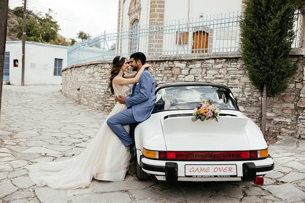 rustic-spring-wedding-larnaka-colorful-blooms_18
