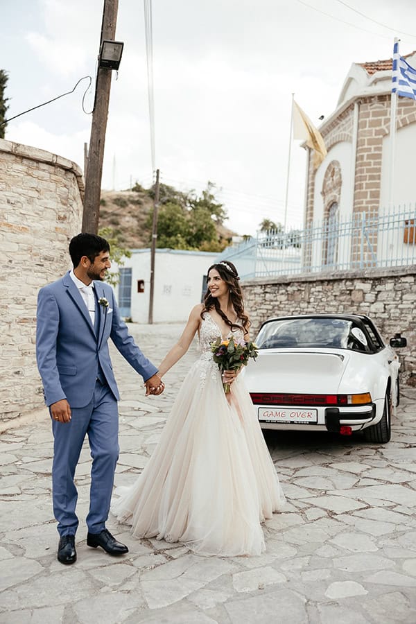 rustic-spring-wedding-larnaka-colorful-blooms_19