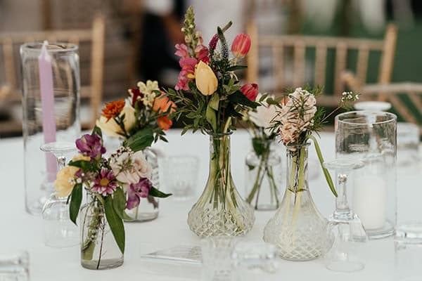 rustic-spring-wedding-larnaka-colorful-blooms_22